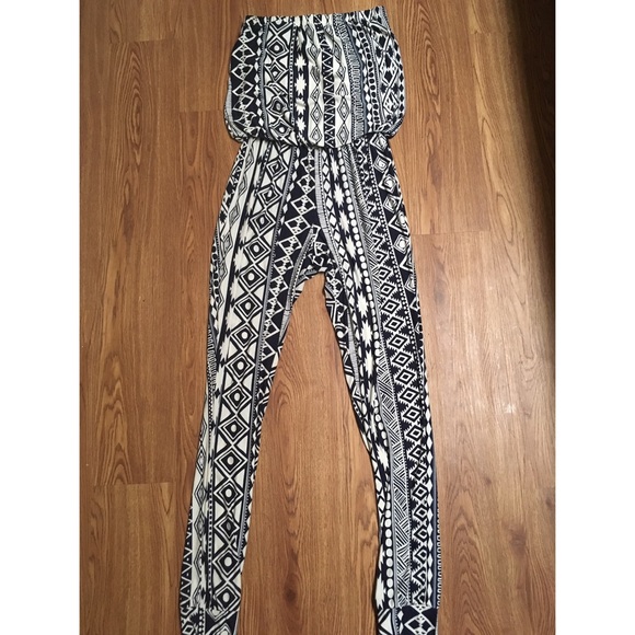 Navy & White Jumpsuit • - Picture 2 of 4